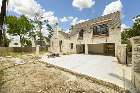19 Willowron Drive Houston TX 77024