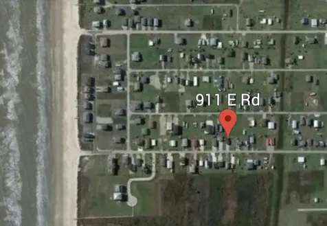 911 East Road Crystal Beach TX 77650