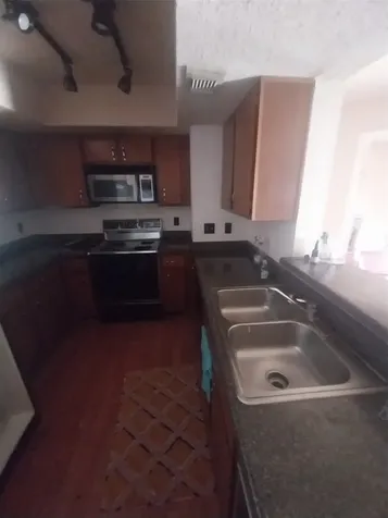 2816 S Bartell Drive 24 Houston TX 77054