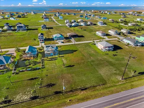 18703 Shaman Drive Galveston TX 77554