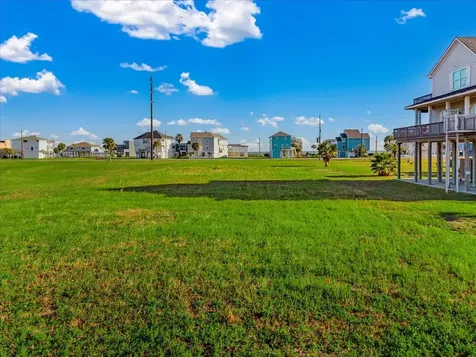 18703 Shaman Drive Galveston TX 77554