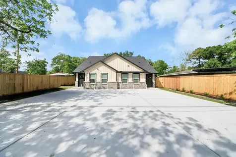 7066 Villa Street A Houston TX 77061