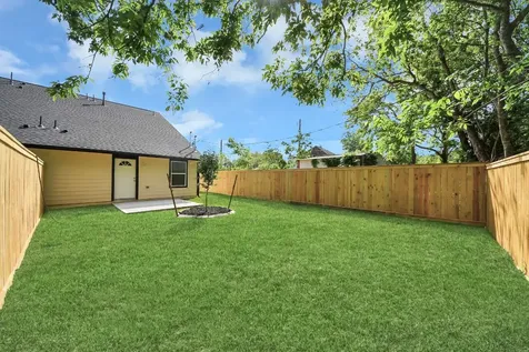 7066 Villa Street A Houston TX 77061