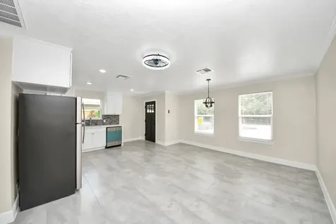 7066 Villa Street A Houston TX 77061
