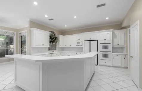 94 E Fairbranch Circle The Woodlands TX 77382