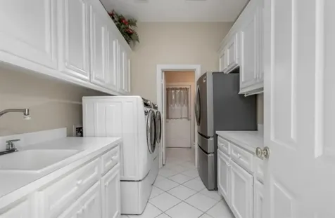 94 E Fairbranch Circle The Woodlands TX 77382