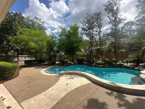 94 E Fairbranch Circle The Woodlands TX 77382