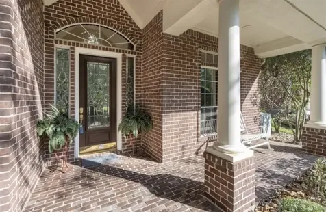 94 E Fairbranch Circle The Woodlands TX 77382