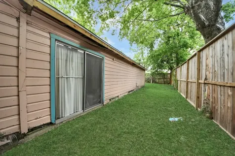 3735 Rio Vista Street Houston TX 77021