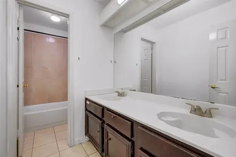 3103 Ashford Bend Drive Houston TX 77082