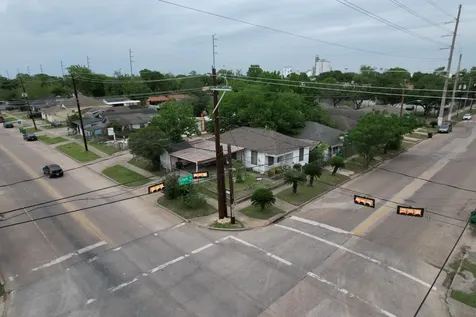 703 76th Street Houston TX 77012