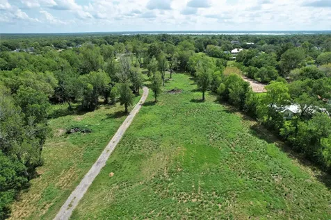 00 Fm 565 North Mont Belvieu TX 77523