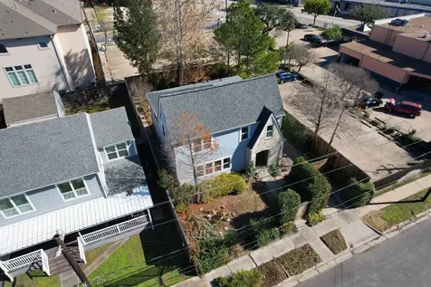 1831 Palm Street Houston TX 77004