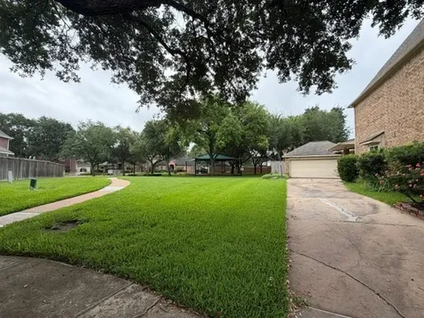 16811 Willow Bend Court Sugar Land TX 77479