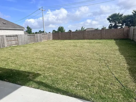 13221 Harbor Point Drive Texas City TX 77568