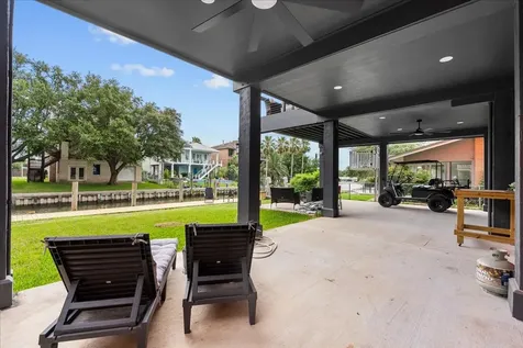88 Bayou Lane Kemah TX 77565