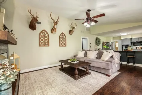 112 Blossom Street Lake Jackson TX 77566