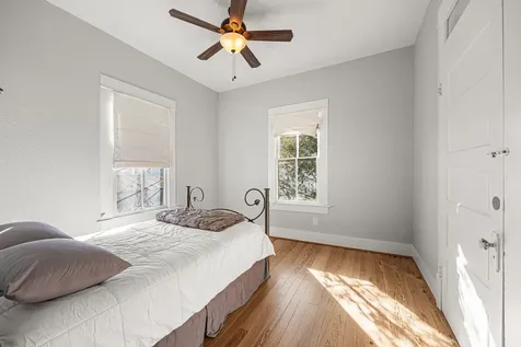 1811 30th Street Galveston TX 77550