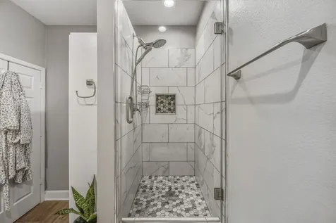 141 White Oak Street Point Blank TX 77364