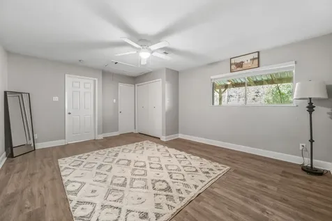 141 White Oak Street Point Blank TX 77364