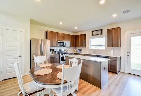 205 Laura Leigh Lane Angleton TX 77515