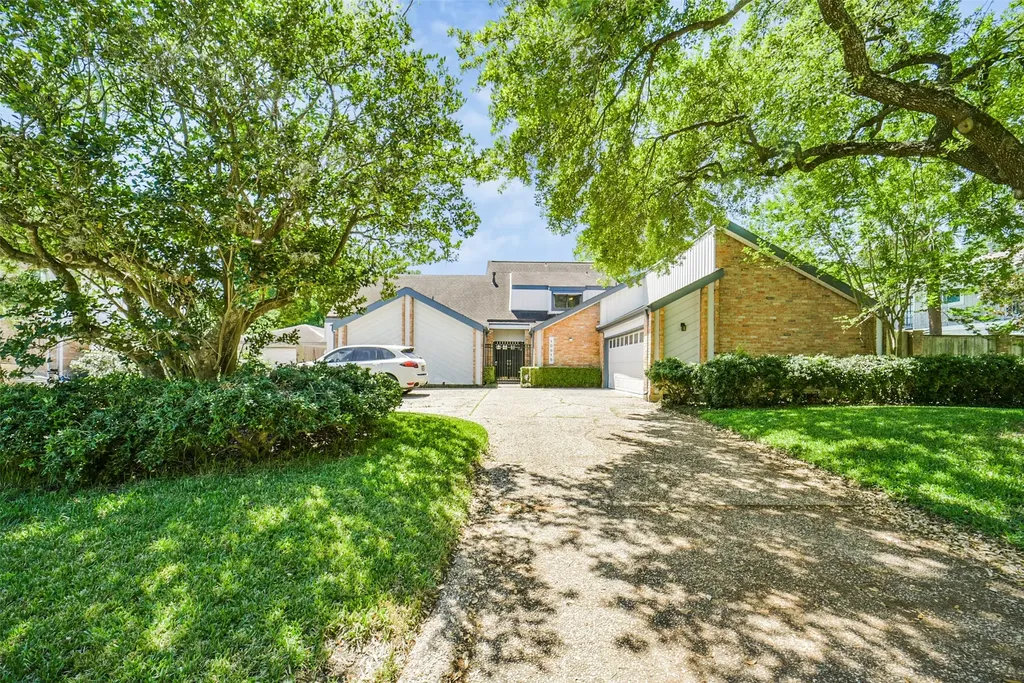 10815 Cranbrook Road Houston TX 77042