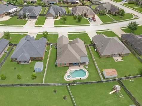 305 Poppy Street Lake Jackson TX 77566