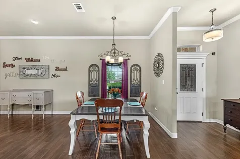 305 Poppy Street Lake Jackson TX 77566