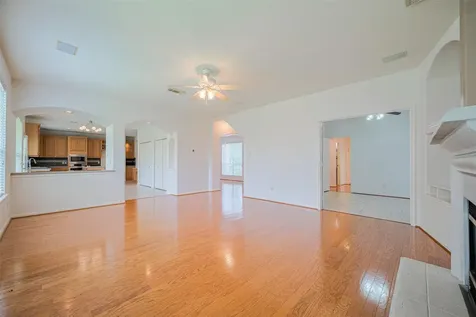 9218 Memorial Pines Way Spring TX 77379