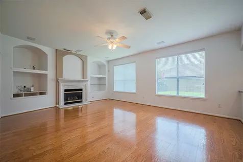 9218 Memorial Pines Way Spring TX 77379