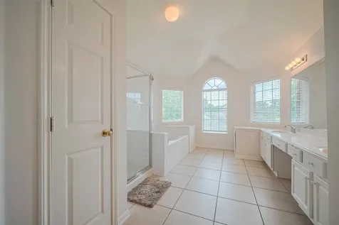 9218 Memorial Pines Way Spring TX 77379