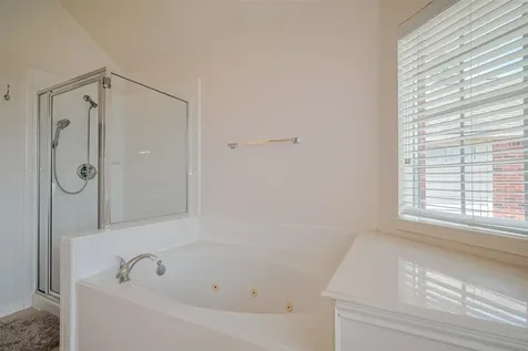 9218 Memorial Pines Way Spring TX 77379