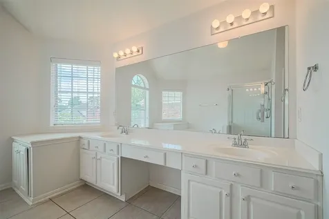 9218 Memorial Pines Way Spring TX 77379