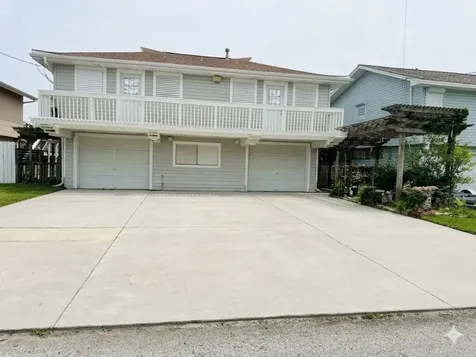 662 Warsaw Street Galveston TX 77563