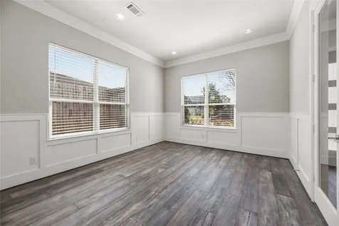 5006 Mayfair Street Bellaire TX 77401