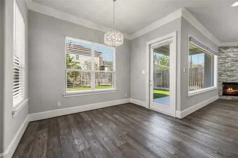 5006 Mayfair Street Bellaire TX 77401