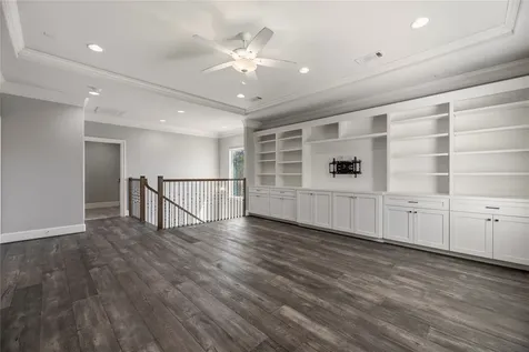 5006 Mayfair Street Bellaire TX 77401