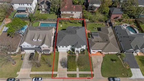 5006 Mayfair Street Bellaire TX 77401