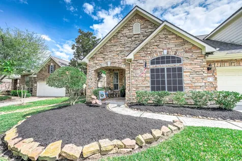 38 E Royal Mews Conroe TX 77384
