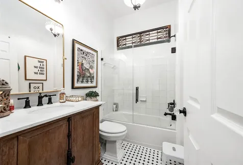 38 E Royal Mews Conroe TX 77384