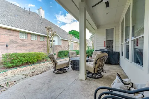 38 E Royal Mews Conroe TX 77384