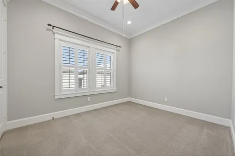 823 W 21st Street Houston TX 77008