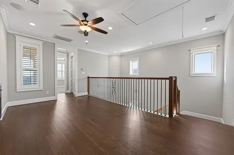 823 W 21st Street Houston TX 77008