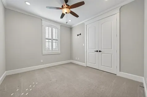 823 W 21st Street Houston TX 77008