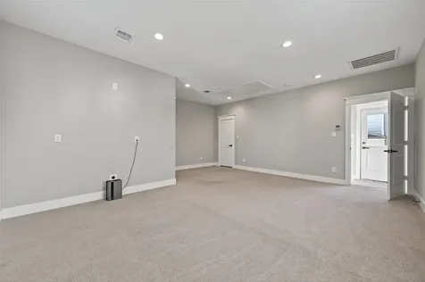 823 W 21st Street Houston TX 77008