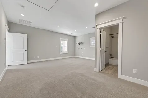 823 W 21st Street Houston TX 77008