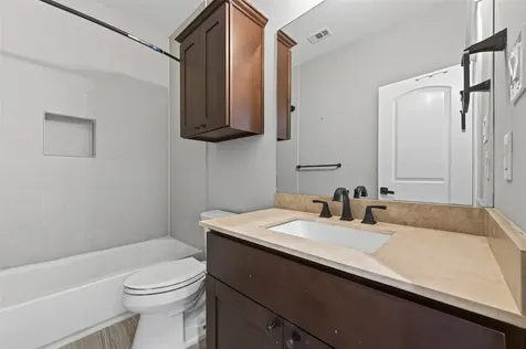 823 W 21st Street Houston TX 77008