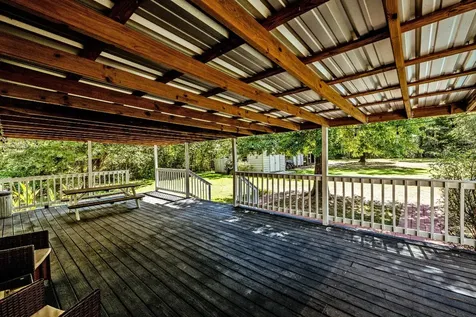 65 Cauthen Drive Huntsville TX 77320