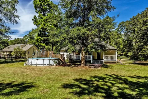 65 Cauthen Drive Huntsville TX 77320