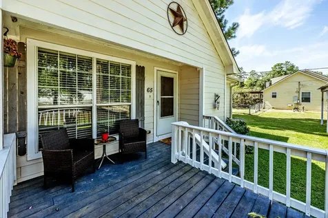 65 Cauthen Drive Huntsville TX 77320